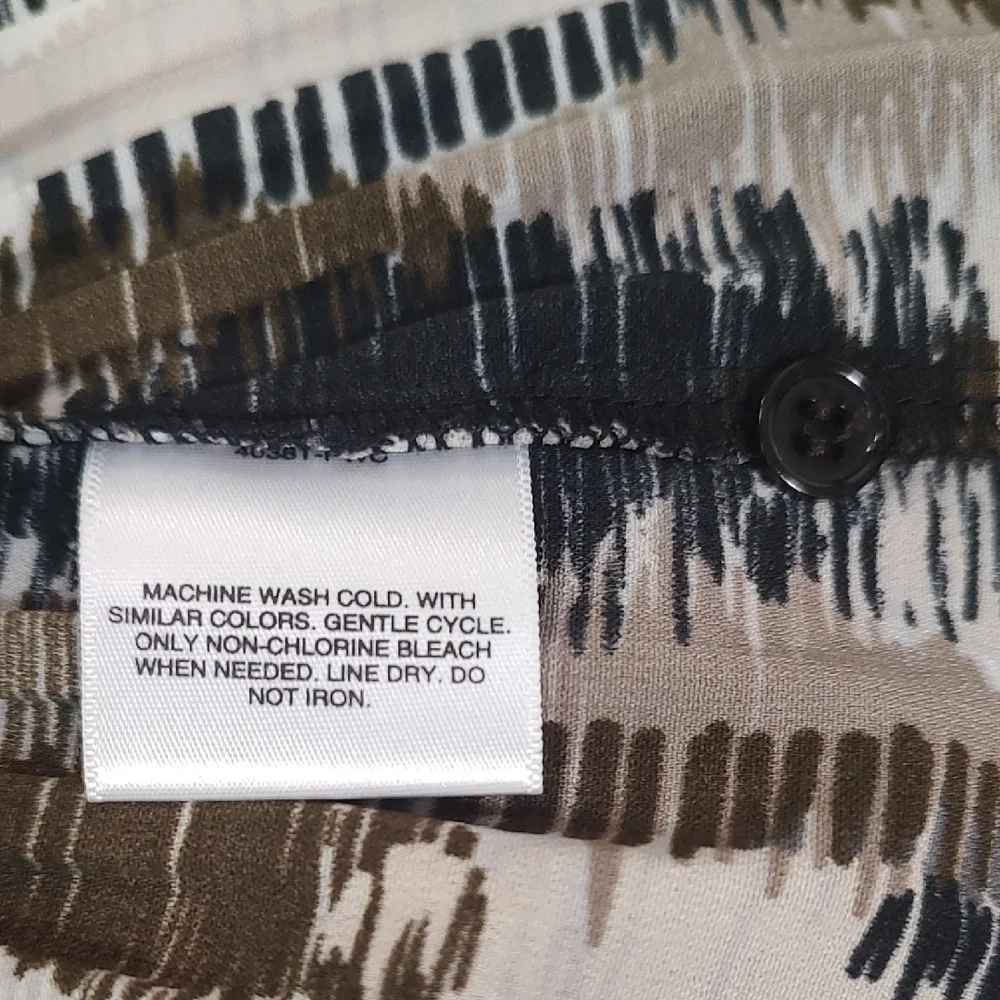 Laura Scott Brown and Black Button Down Shirt - Picture 11 of 11